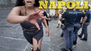 Il Lato Oscuro delle vie di Napoli intorno alla Stazione Centrale VIDEO