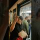 Borseggiatore con la refurtiva, fugge nel tunnel della metro #pickpocket #carteristas #metro VIDEO