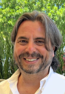 Il coraggio di creare: il percorso dell’autore Giacomo La Rosa