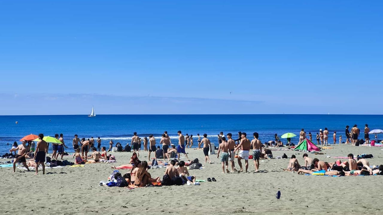 Incidente Shoccante nel Parco Acquatico di Latina: Imprenditore a Rischio Paralisi, Cosa Cambierà nella Sicurezza?