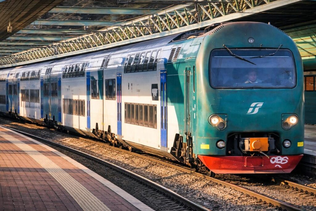 Bullismo sul treno: ragazzo disabile ustionato in un attacco vile