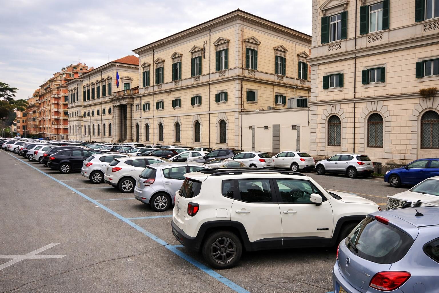 Da sogno a incubo: matrimonio rovinato da furto in pieno centro a Roma