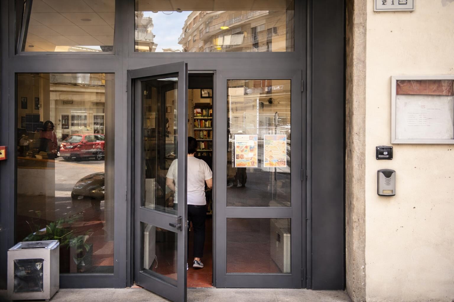 Caldo estremo a Roma: rifugi climatici e la battaglia con le temperature record
