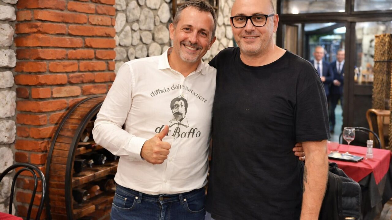 Caso Delmastro: il peso delle chat nella difesa e le implicazioni politiche
