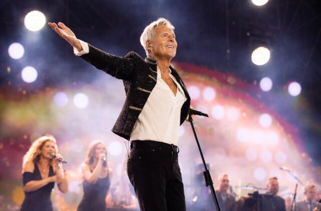 Claudio Baglioni a Roma: concerti simbolo di un nuovo inizio culturale