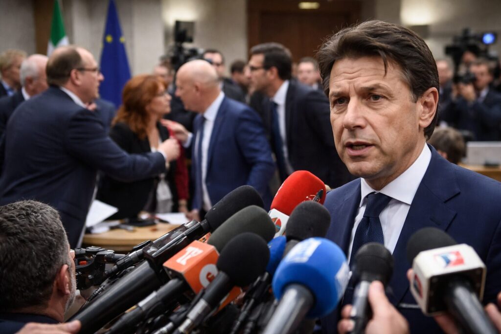 Conte scuote il PD: le sue affermazioni sull’Ucraina provocano reazioni forti e fratture nella sinistra