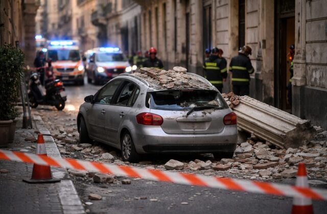 Crollo di cornicione in via Roma: un incidente che mette in luce la sicurezza degli edifici storici