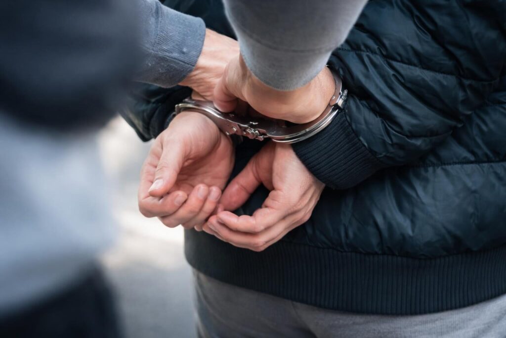 Finto carabiniere truffa anziani: come la tecnologia alimenta le frodi