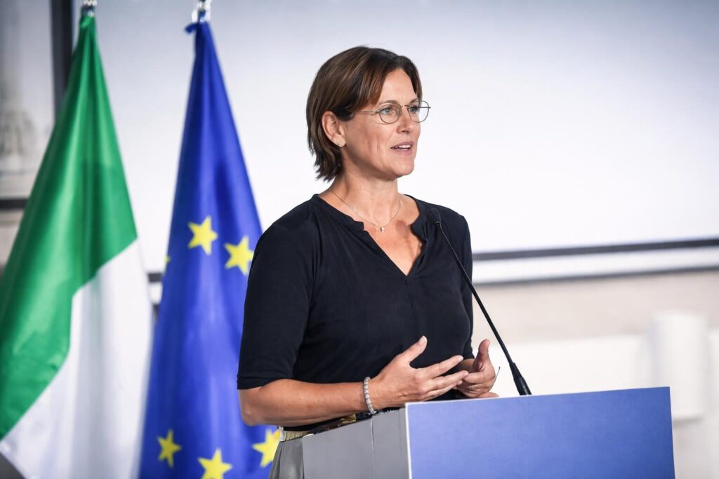 Il passo indietro di Lucarelli: sintomo di una politica romana in sofferenza?