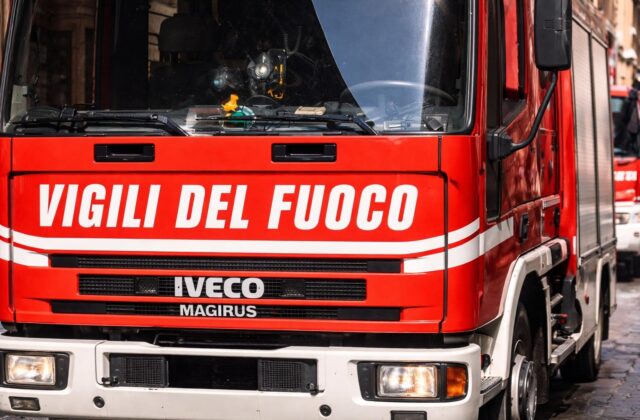Incendi e Traffico a Roma: Una Combinazione Pericolosa che Scombina la Capitale