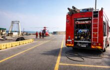 Incendio in mare ad Ardea: due uomini ustionati mentre fuggono dalla barca in fiamme