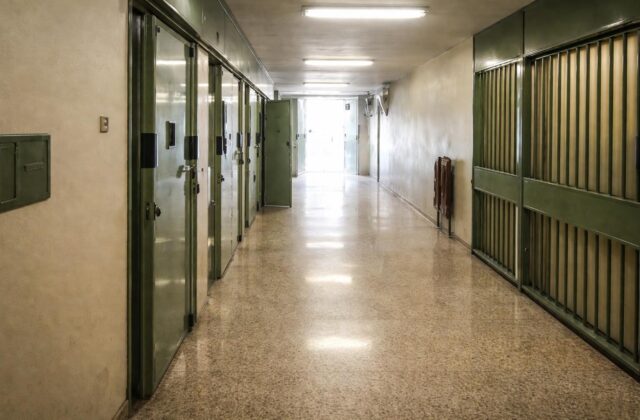 La spirale di violenza a Roma: dagli omicidi in carcere ai crimini di strada