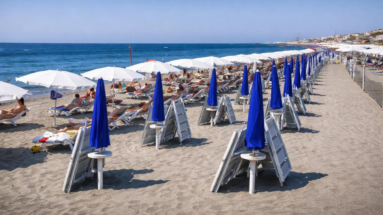 Ostia: la sicurezza in mare è un miraggio? Riforme inutili e responsabilità a macchia di leopardo