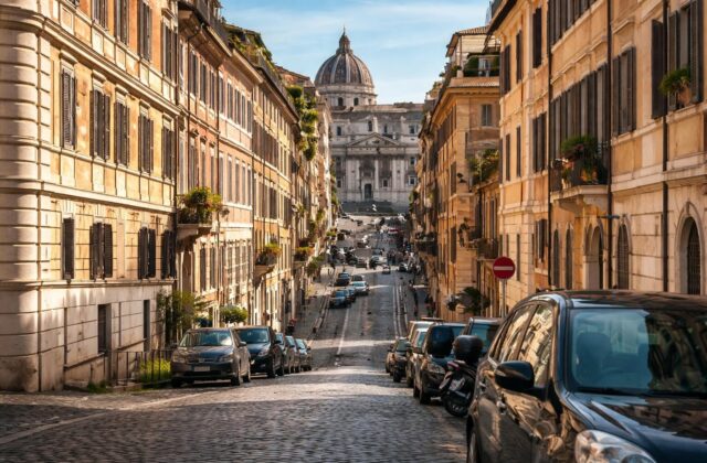 Rapine e giovani violenti: Roma sta perdendo il controllo?