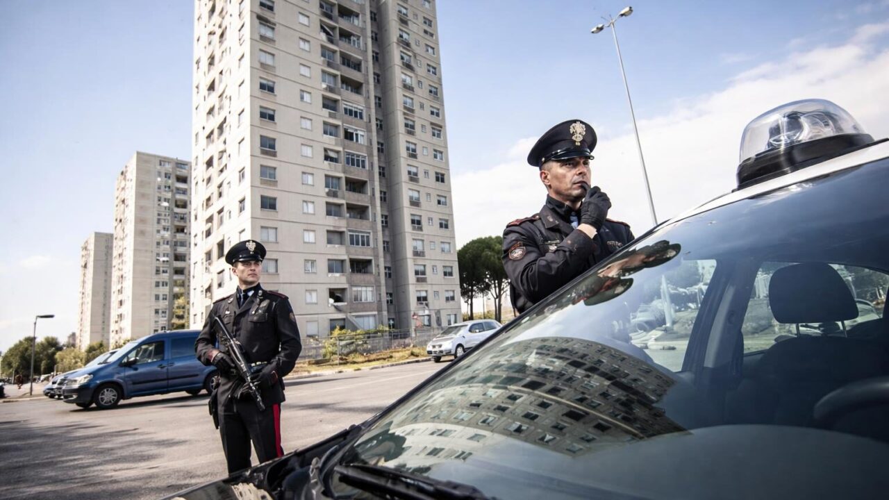 Roma in balia delle minacce: il dramma quotidiano di una famiglia di tabaccai a Tor Bella Monaca