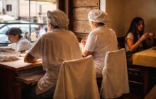 Roma: la trappola delle donne che impastano, prigionieri del turismo ingannevole