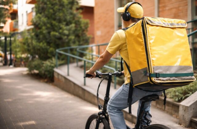 Sciopero dei Rider a Roma: Tra Salute e Salario, Chi Paga il Prezzo?