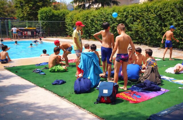 Tragedia in piscina a Monterotondo: la morte di un bimbo di 5 anni scuote la comunità