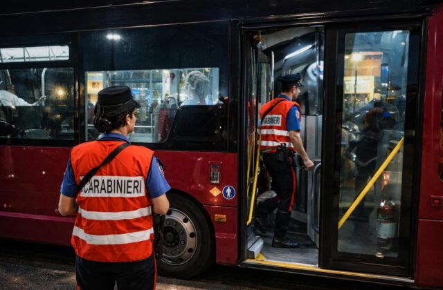 Vandalismo sui mezzi pubblici: un atto di ribellione o inciviltà pura?