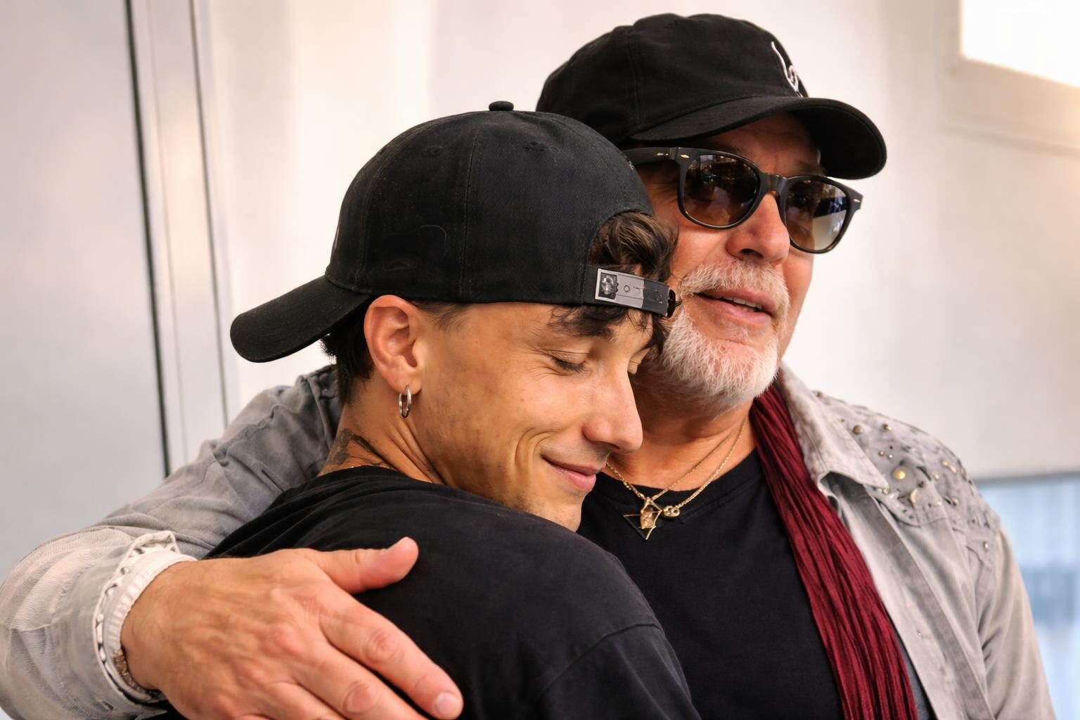 Vasco Rossi passa il testimone a Ultimo: Roma segna un cambio epocale nella musica