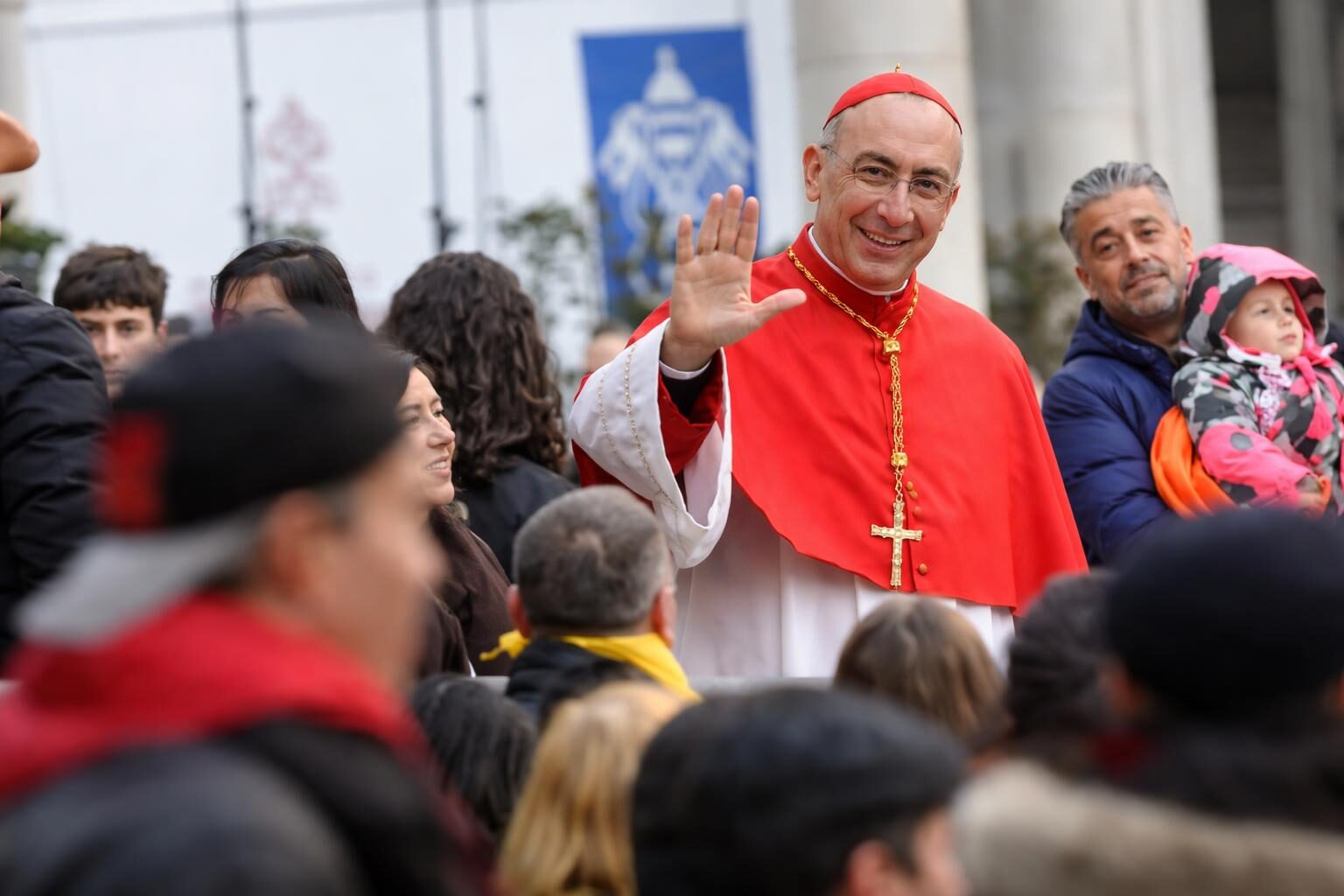 Appello del cardinale Reina: fermare lo sgombero per salvaguardare la solidarietà romana