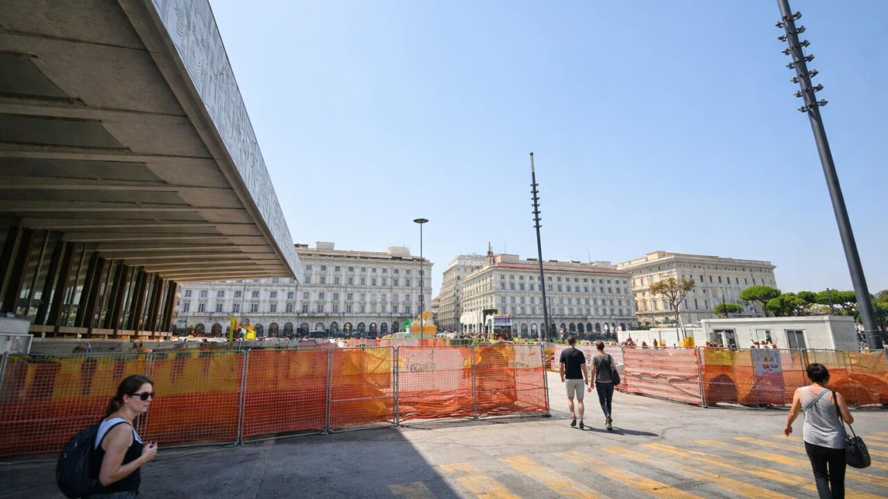 Cantiere Termini: un labirinto di disagi per i viaggiatori che mettono a rischio la sicurezza dei trasporti