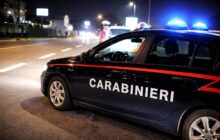Coppia di anziani trovata morta in auto: un campanello d’allarme per la comunità?