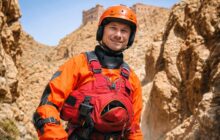 Deltaplano colpisce cavi elettrici: tragica morte di un pilota ad Atina