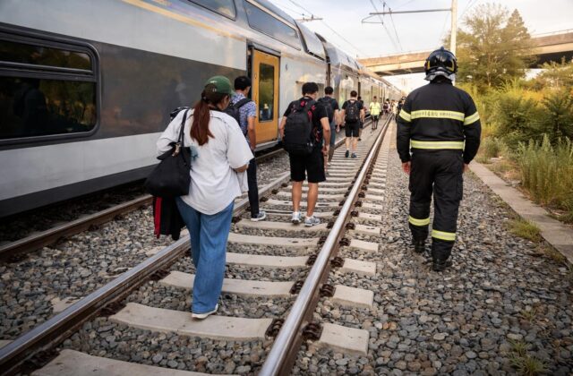 Il deragliamento del treno Roma-Orte: bufale in libertà bloccano la circolazione