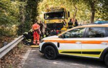 Incidente a Velletri: il carro attrezzi si schianta contro un albero, gravità dei feriti riaccende il dibattito sulla sicurezza stradale