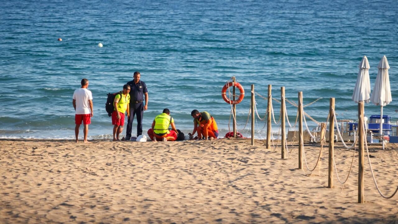 Malore in mare: interno tragico di un turista romano ad Ansedonia