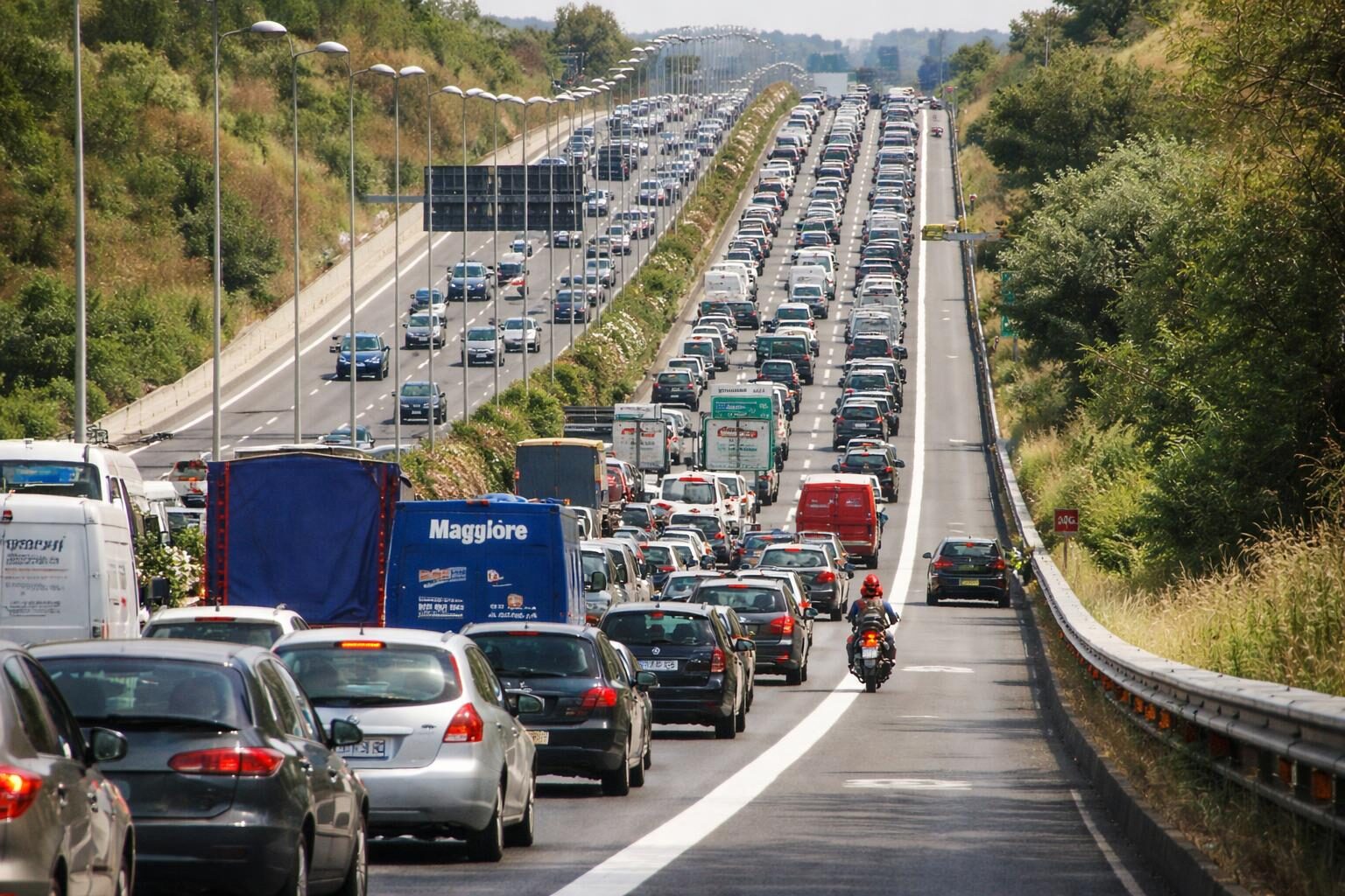 Mamma in coma dopo incidente a Roma: la sicurezza stradale è un tema ignorato?