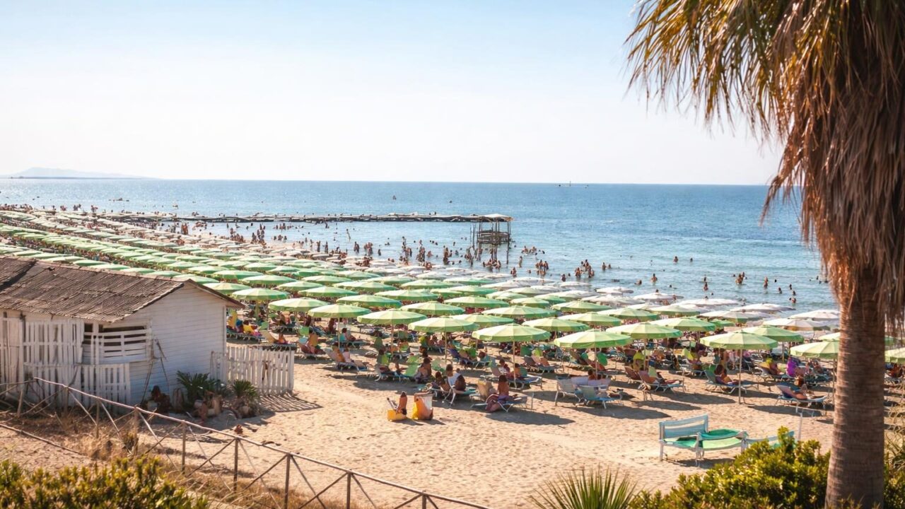 Maxirissa a Nettuno Beach: un episodio di violenza che scuote la riviera