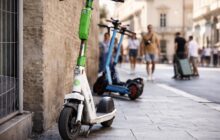 Multa milionaria per i monopattini: cosa cambia per gli abbonati Metrebus a Roma?
