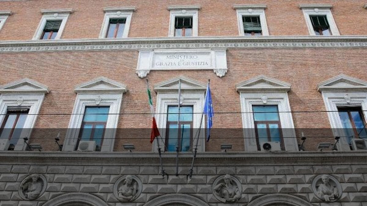 Pigneto, maestro di judo arrestato per abusi: scatta l’allarme sui centri estivi