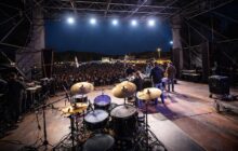 Pino Daniele: il tributo a Testaccio che risveglia le radici musicali di Roma