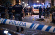 Roma, anziana trascinata per una rapina: dove sono le istituzioni?