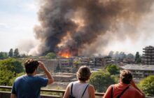 Roma in fiamme: chiusura di via del Mare e la furia dei cittadini