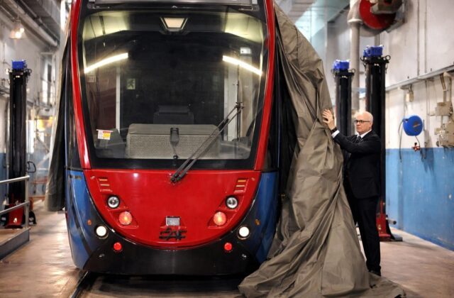 Roma in movimento: ma le sospensioni dei tram mettono a dura prova i cittadini