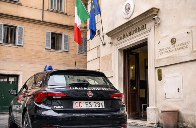 Roma nel mirino: la violenza sociale si intensifica con l’aggressione a un turista ebreo