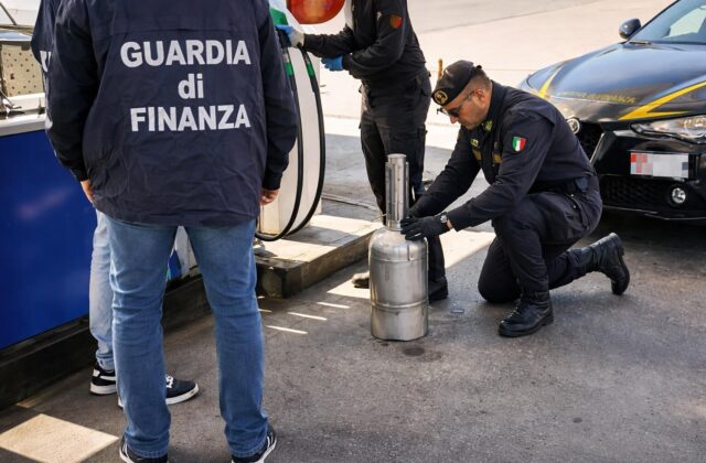 Roma sotto osservazione: i controlli ai distributori di carburante cambiano le regole del gioco