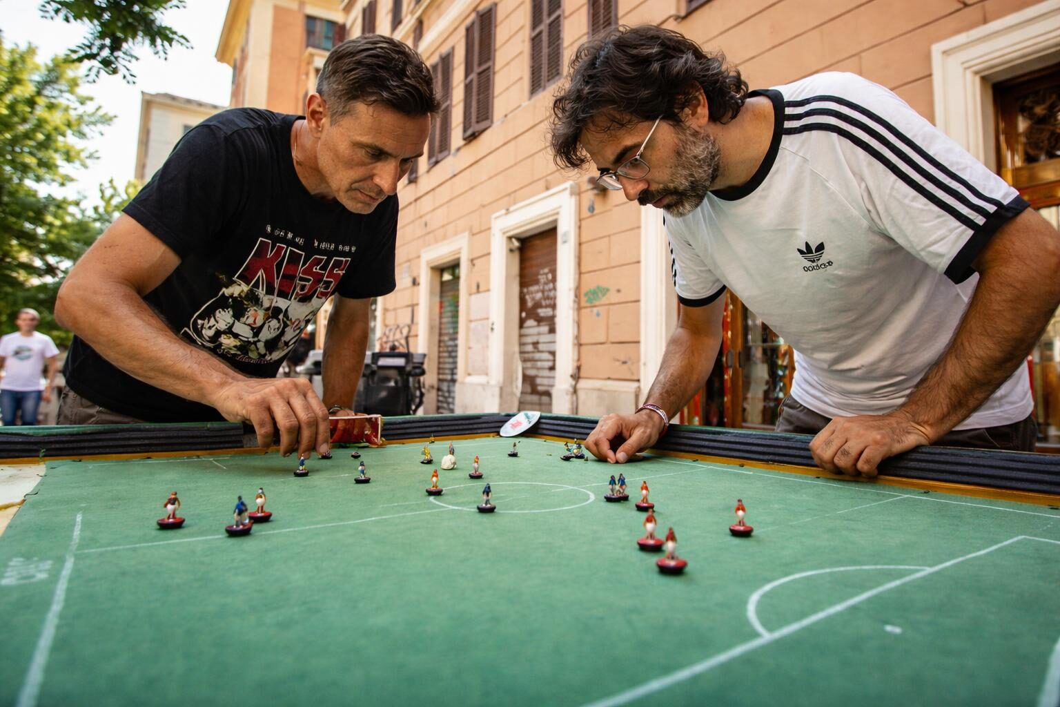 San Giovanni: nel bar museo del Subbuteo, un gioco che unisce la città