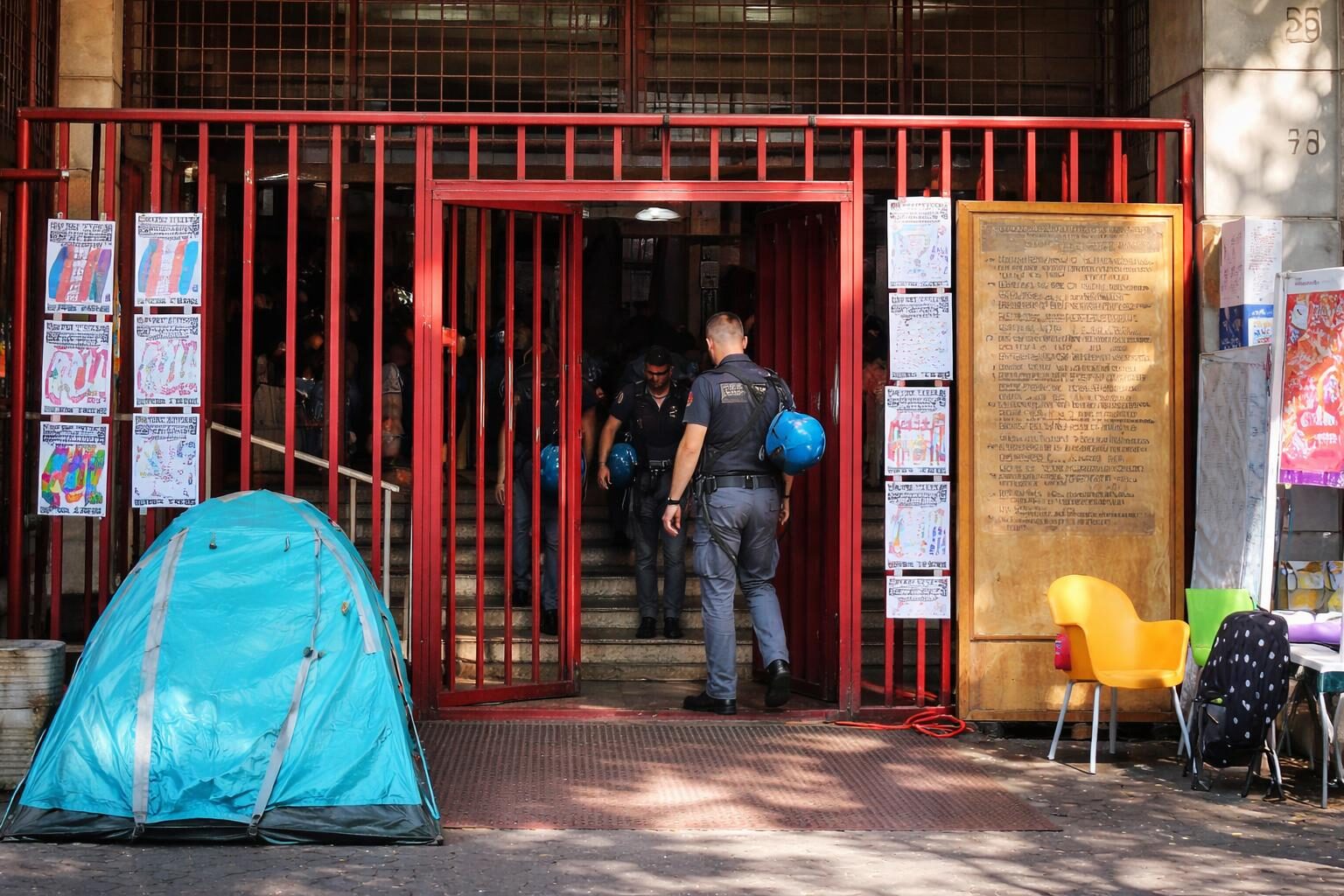 Spin Time: Il Grande Affare e le Costose Conseguenze per Roma