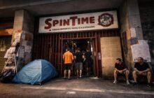 Spin Time: il rifiuto della proprietà segna una frattura con il Comune e alza la tensione sociale