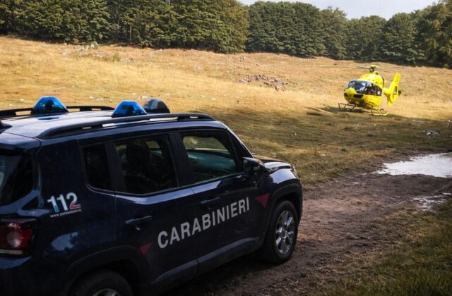 Tragedia sotto il cielo: scout colpito da un fulmine, la comunità chiede più sicurezza