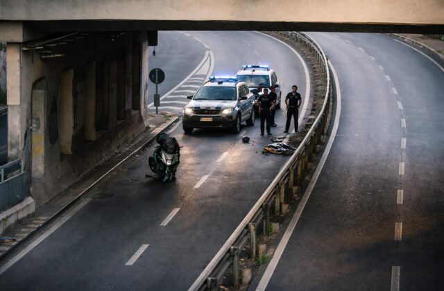 Tragico incidente al Muro Torto: un morto e interrogativi sulla sicurezza stradale