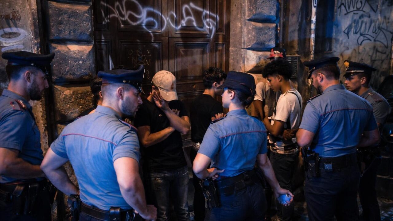 Trastevere: quando le bande di minorenni diventano una minaccia per la sicurezza pubblica