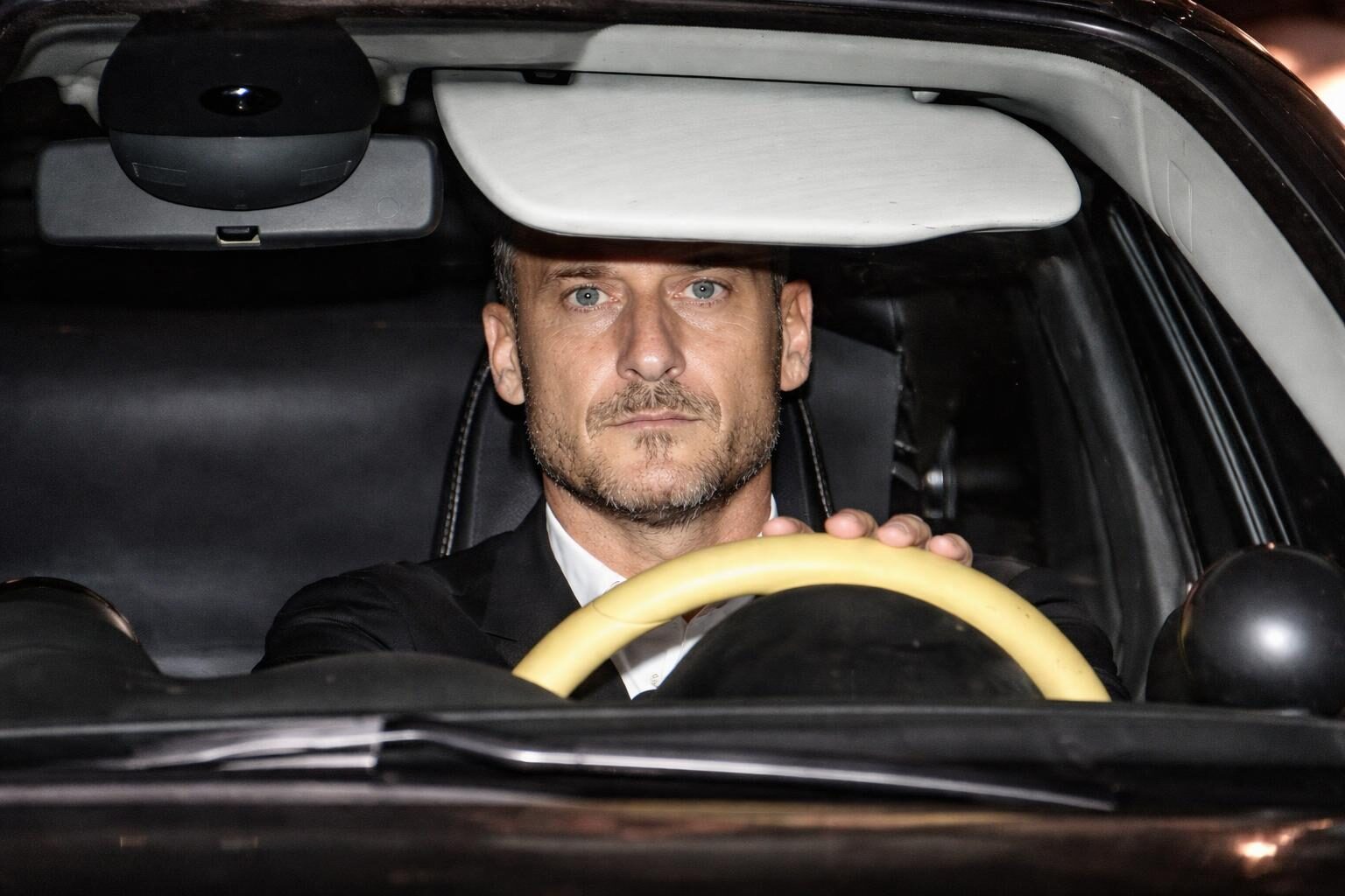 Da Campione a Magnate: La Trasformazione di Francesco Totti e il Suo Impero Immobiliare