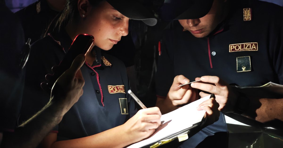 Roma, controlli sui minimarket e sull’abusivismo: 40 esercizi ispezionati, 33.000 euro di sanzioni e 626 persone identificate (Video)
