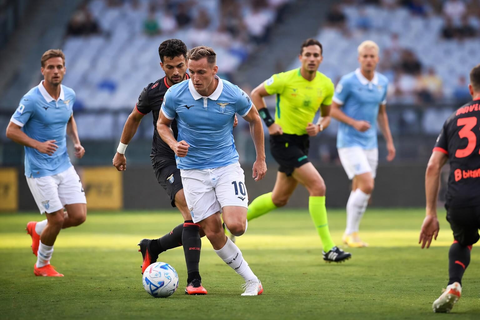 Proteste della Lazio: il malessere che attraversa il calcio e la politica romana